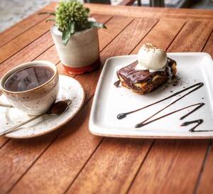 Cafe Bozuk Plak Buca Izmir Zomato